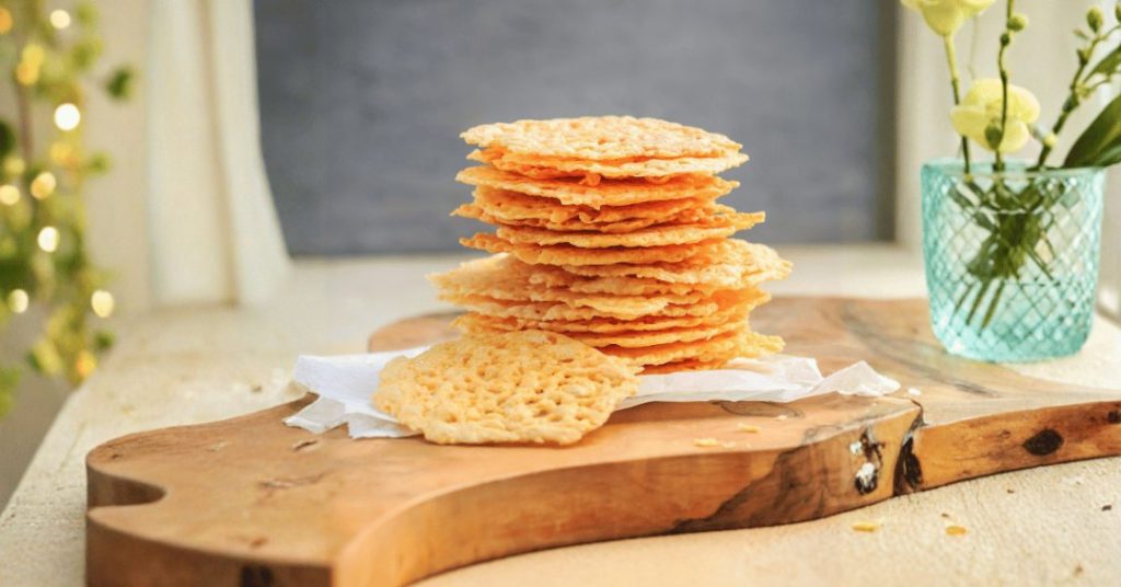 Crispy Cheese Crisps